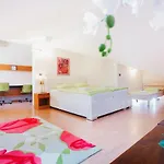 Apartma Pirano